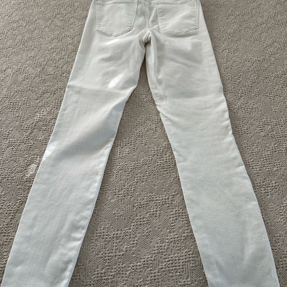 Abercrombie & Fitch White Skinny Jeans 26 L